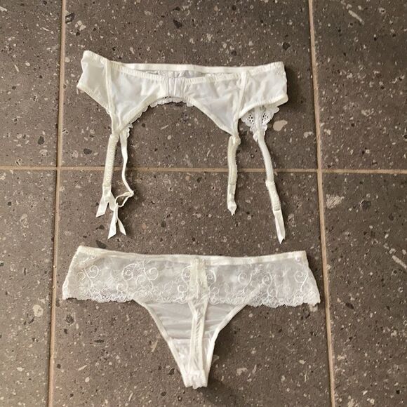 Chanteuse Garter & thong bride Victorian style sz- 2xL - Picture 7 of 7